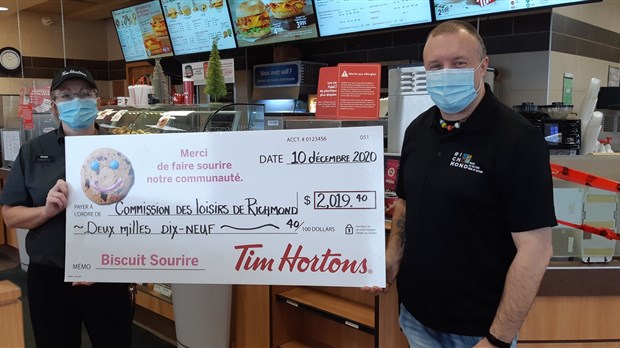 La campagne annuelle du Biscuit Sourire de Tim Hortons dépasse son objectif !