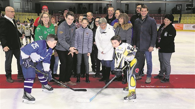 Inauguration officielle du 43e Tournoi pee-wee bantam Sherwood de Windsor  