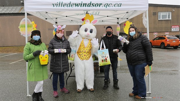 200 trousses distribuées pour Pâques à Windsor