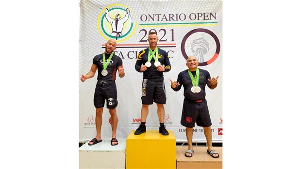 Quatre médailles d’or pour cet athlète local