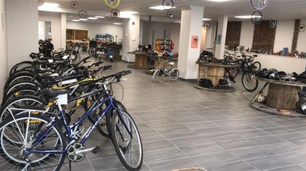 Recycler, former et aider l’environnement, Action Sport Vélo, en amont au repreneuriat sous toutes ses formes !