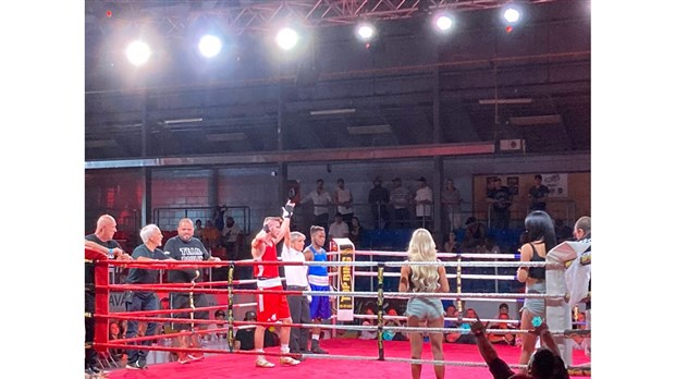 Un gala de boxe qui soulève la foule