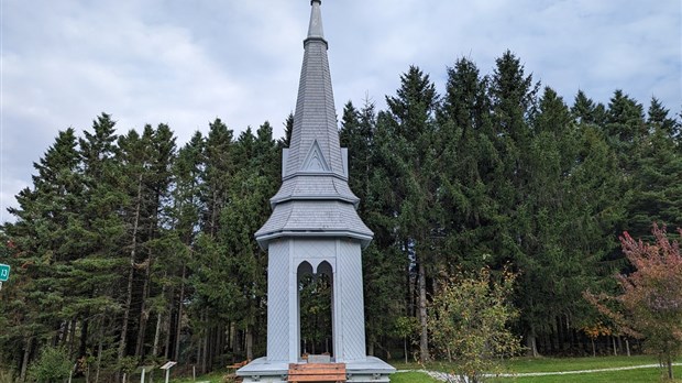 La cloche de l’ancien clocher de l’église a été dérobée à Ham-Sud