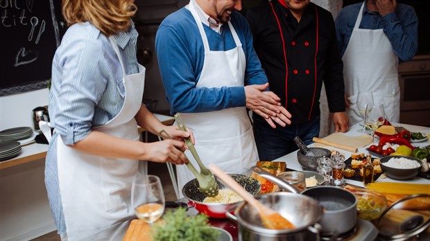 Un atelier de cuisine collective pour présenter les ressources et les attraits du Val-Saint-François aux femmes immigrantes