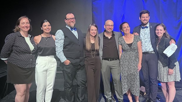 La CCES célèbre son Anti-Gala sous le signe de l’humour