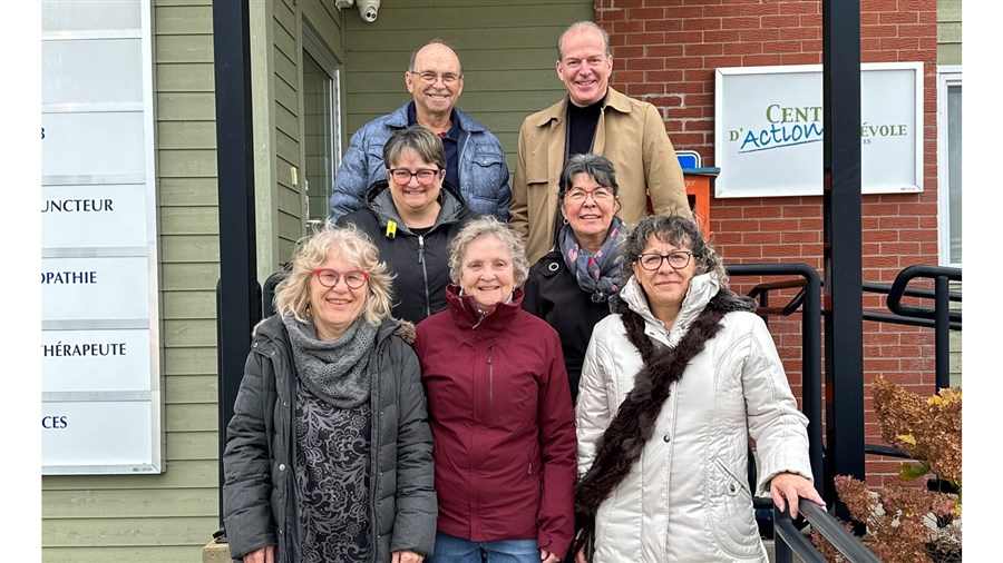 Près de 250 000 $ pour soutenir les proches aidants dans les Sources