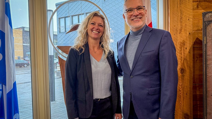 Le député Eric Lefebvre accueille Natacha Ratté au sein de son équipe