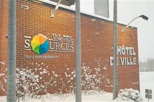 Une hausse de 3,5 % de la taxe foncière à Val-des-Sources pour 2026