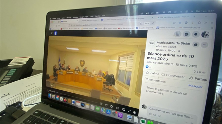 Le conseil de Stoke cesse la télédiffusion des séances sur Facebook