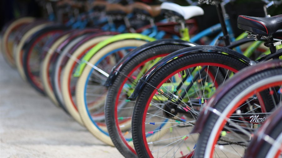Des vélos et des casques pour les élèves de l’école Plein-Coeur