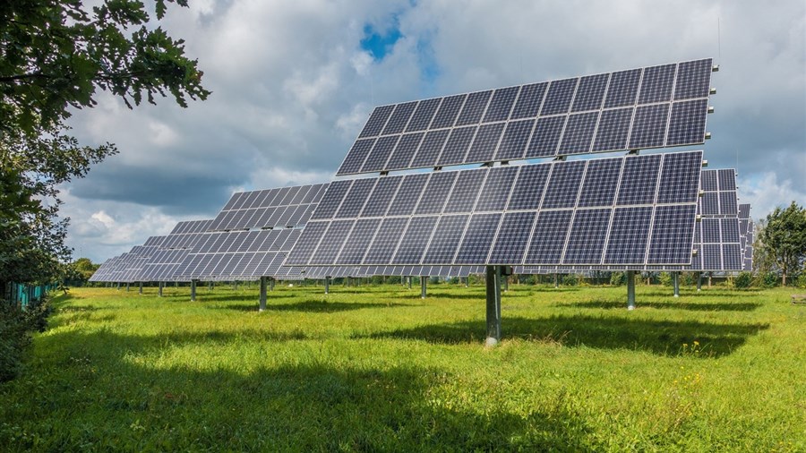 Un dépotoir transformé en parc d’énergie solaire