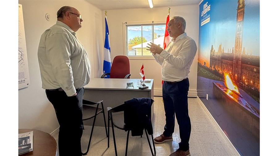 Eric Lefebvre inaugure un bureau satellite de circonscription à Val-des-Sources