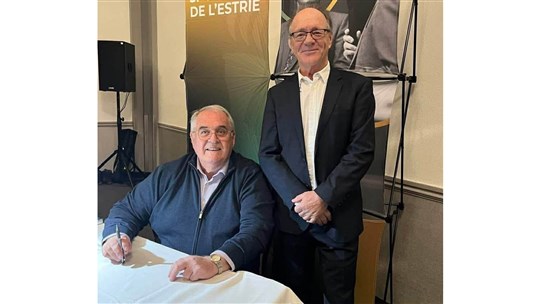 Natif de Windsor, Jean Arel lance sa biographie