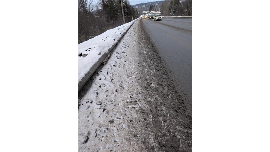 Des citoyens souhaitent l’aménagement d’un trottoir