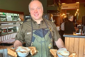 Déjeuner des policiers au profit de la Fondation québécoise du cancer — Estrie