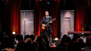 Étienne Drapeau de passage à Saint-Adrien
