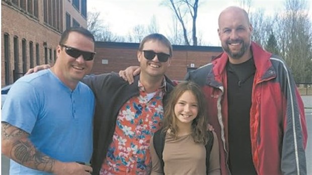 Le «Sport Equipement Benefit Tournament » remet plus de 6600 $ aux écoles anglophones de Richmond