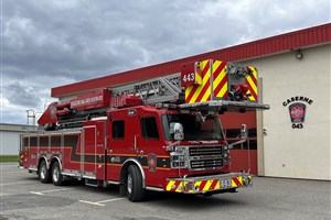 Un nouveau camion-échelle autopompe pour le service de sécurité incendie de Val-des-Sources