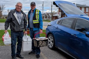 La semaine québécoise des popotes roulantes à l’honneur dans les Sources