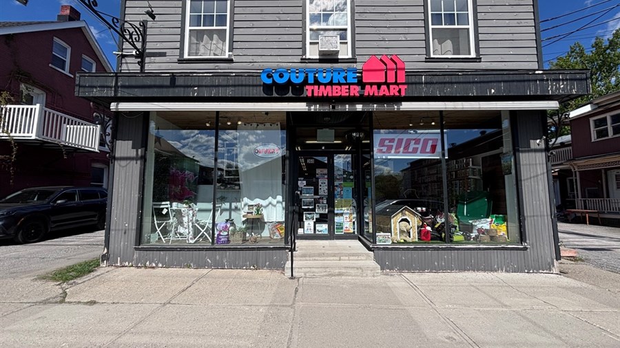 Couture Timber Mart se résigne à fermer sa succursale du centre-ville de Richmond