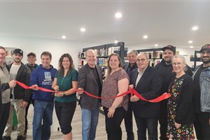 Saint-Claude : bibliothèque rénovée et service de garde inaugurés