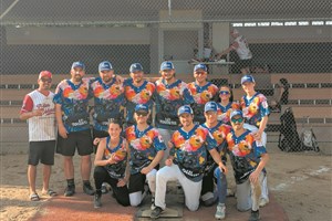 Un tournoi de balle lente en soutien à la cause des paniers de Noël des Aramis / Béton Bédard