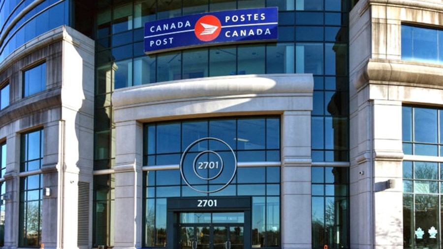 Les éditeurs de journaux hebdomadaires ont besoin de tarifs équitables et d’un service de qualité de Postes Canada