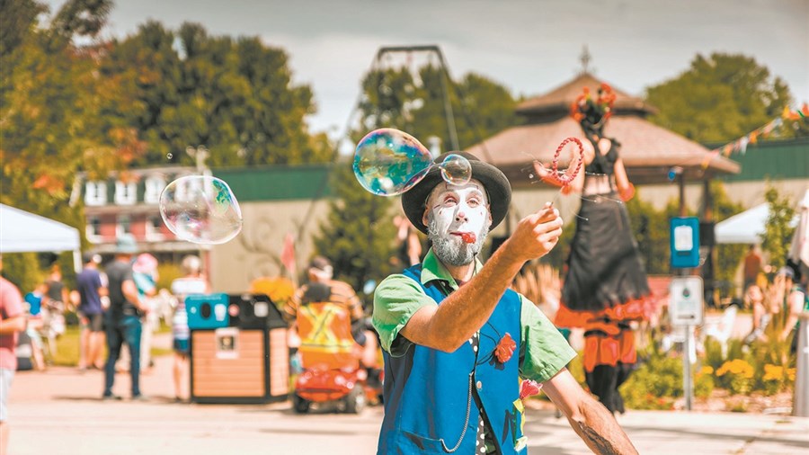 Le Festival de cirque de Richmond aux rythmes du monde